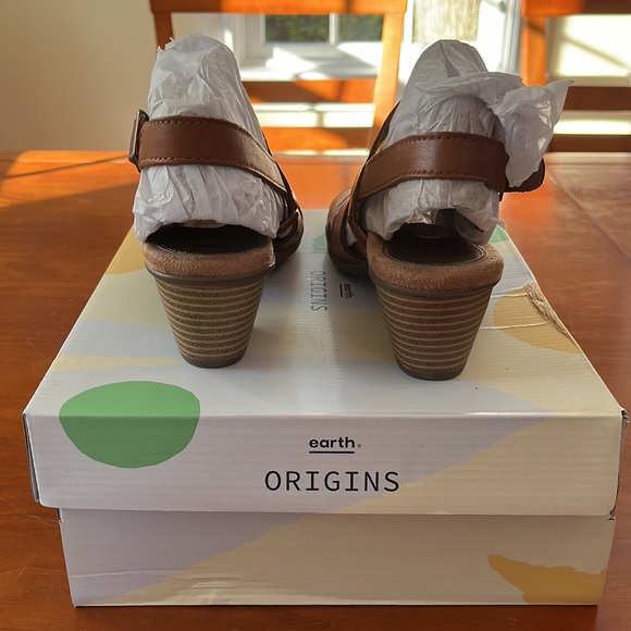 NWT Earth Origins Cathryn Saddle size 8 - Picture 7 of 9